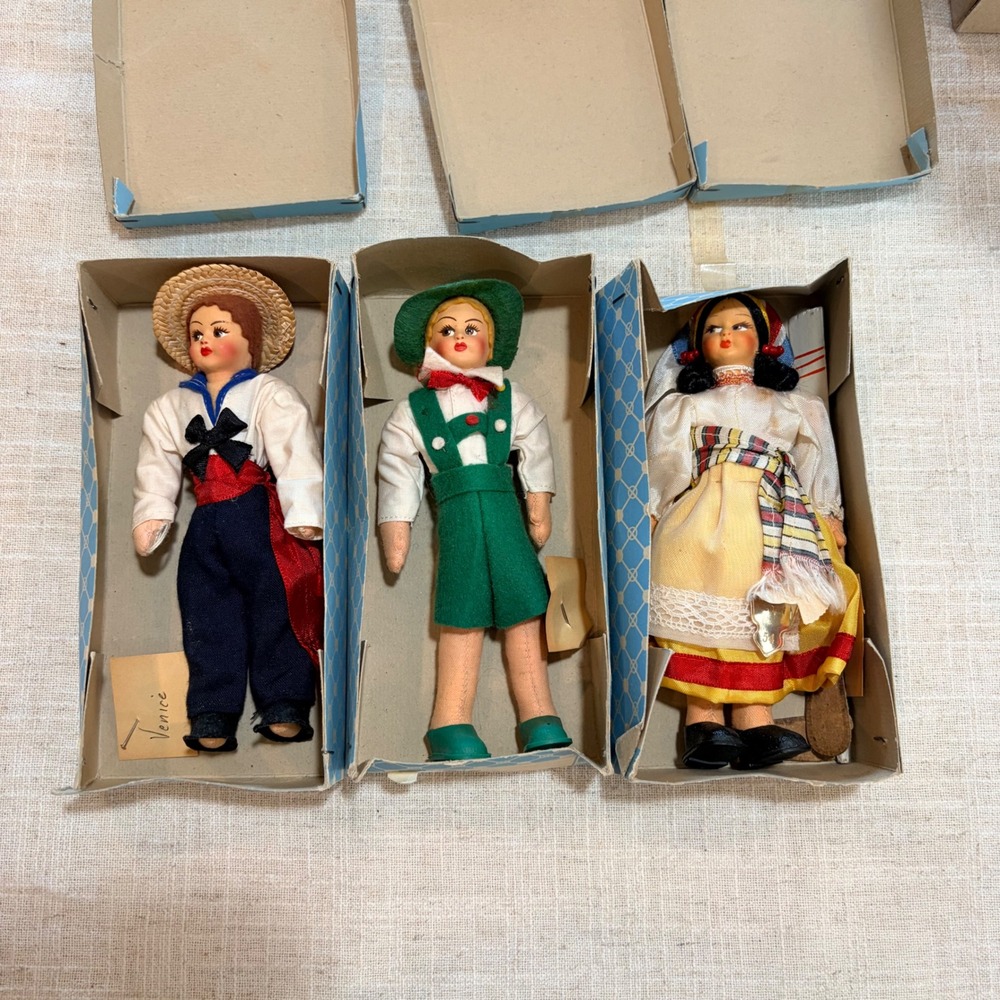 Vintage‎ Eros Italy Souvenir Dolls Set of 3 Venice Tyrol Capri Mid Century Boxed